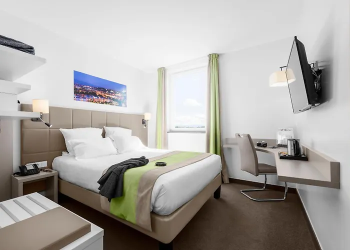 Hôtel accueillant les animaux: Kyriad Lyon Est Stadium Eurexpo Meyzieu